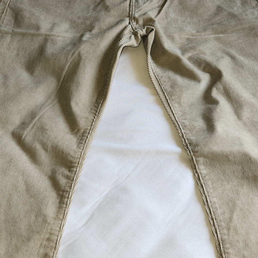Mens Levi's corduroy pants